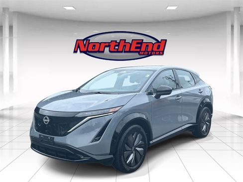 Used 2024 Nissan Ariya AWD image 7