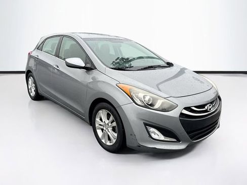 Used 2014 Hyundai Elantra GT image 1