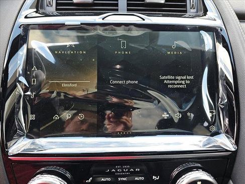 New 2024 Jaguar E-PACE R-Dynamic SE image 23