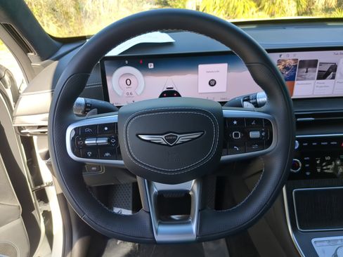 Used 2025 Genesis GV80 3.5T image 34