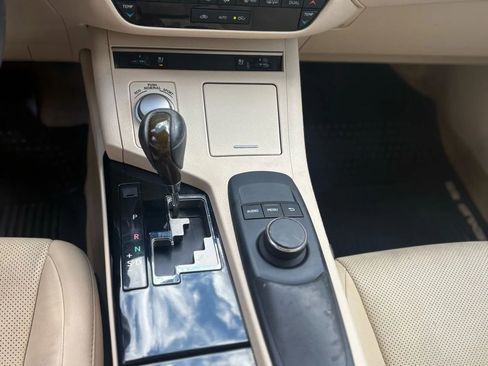 Used 2014 Lexus ES 350 image 41