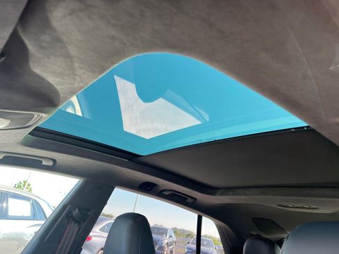 Used 2025 Audi RS Q8 performance image 34