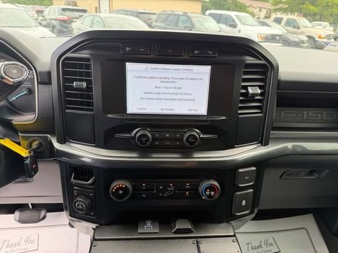 Used 2022 Ford F150 XL AWD/4WD image 3