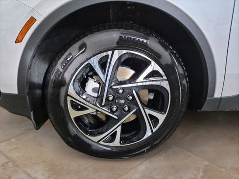 New 2026 Lincoln Nautilus Premier w/ Jet Appearance Package image 9