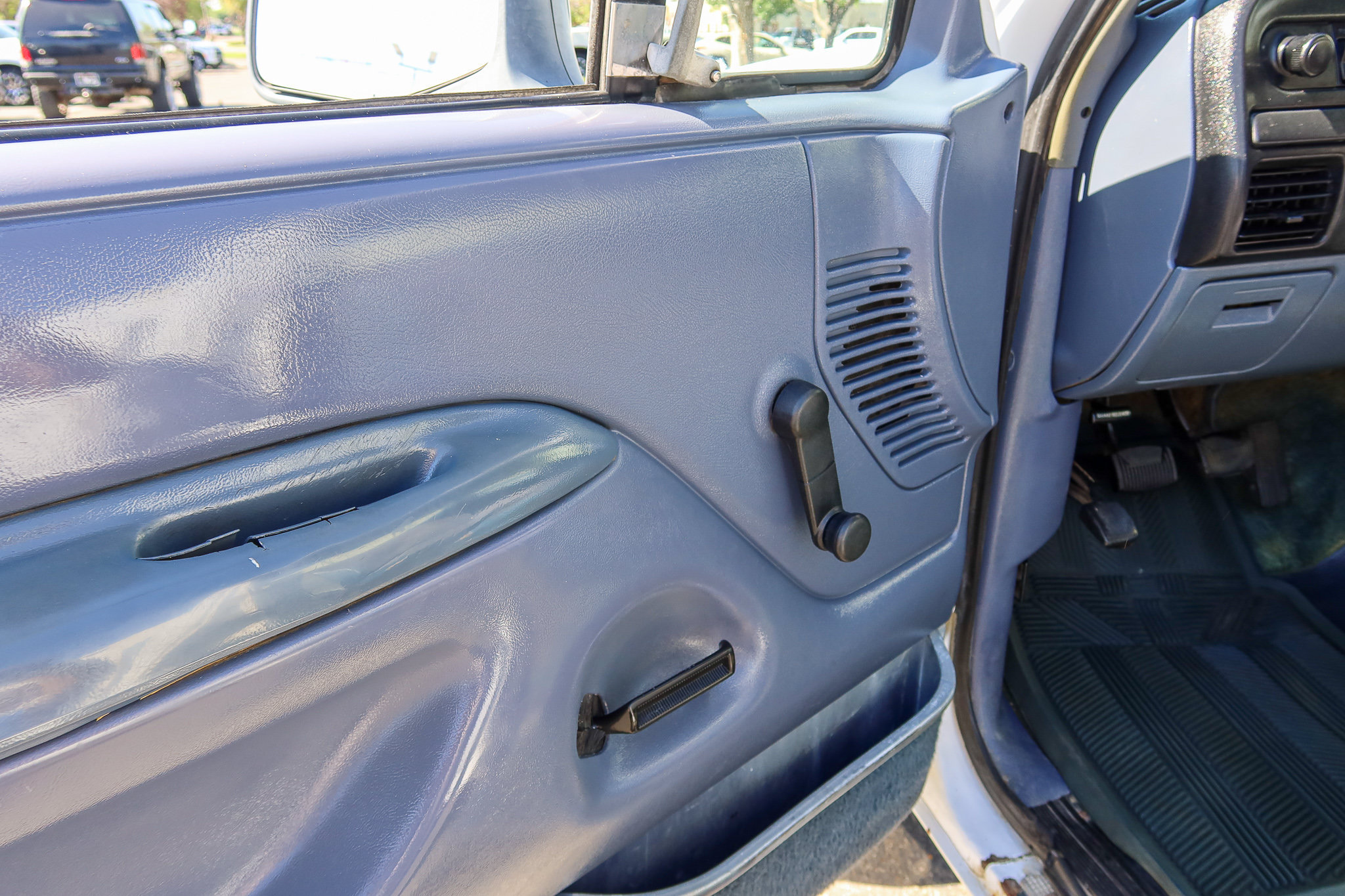 Used 1992 Ford F350 4x4 Regular Cab image 16