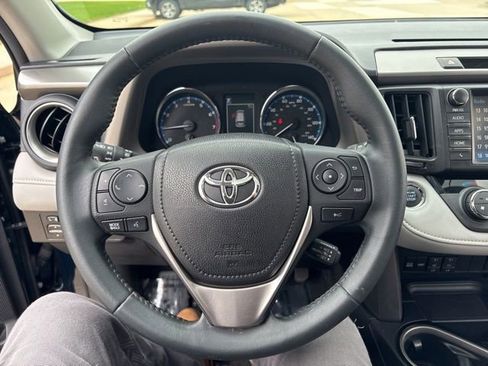 Used 2017 Toyota RAV4 Limited w/ Carpet Mat Package AWD/4WD image 29