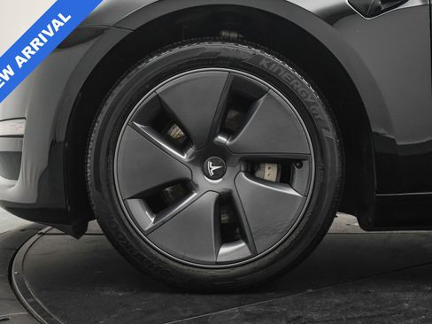 Used 2022 Tesla Model 3 image 29