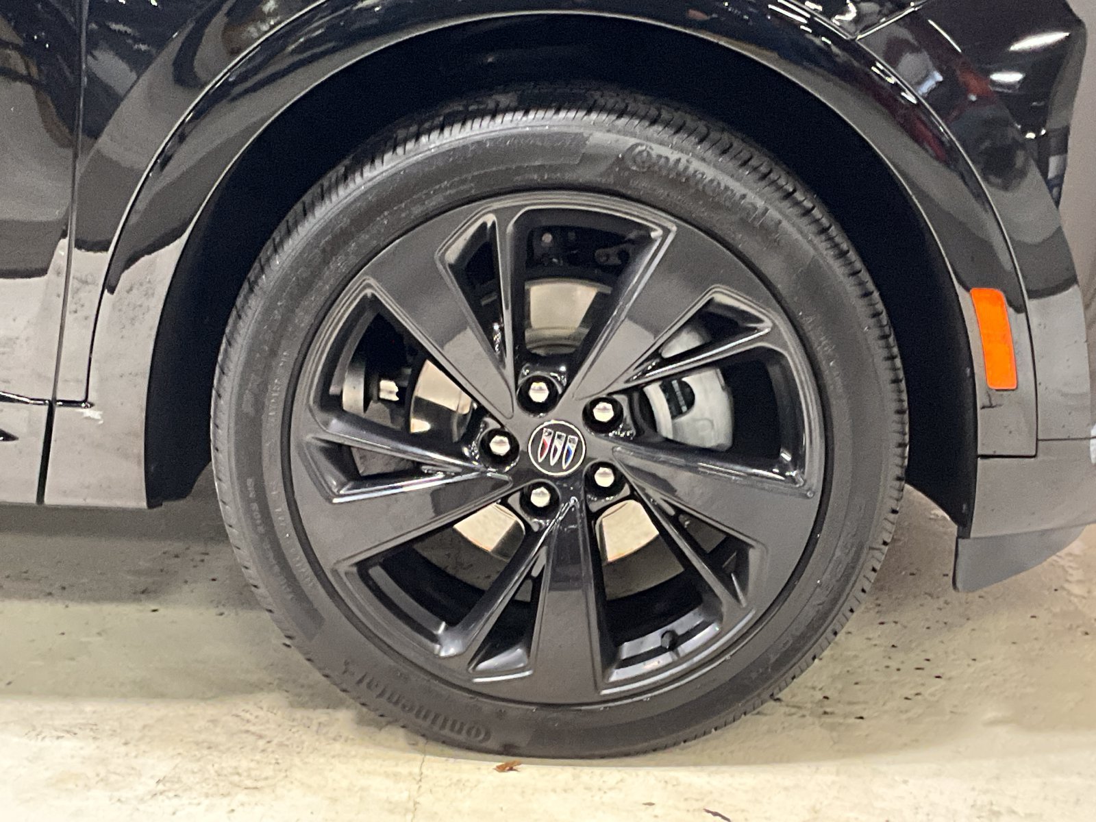 Used 2025 Buick Envision Sport Touring AWD/4WD image 11