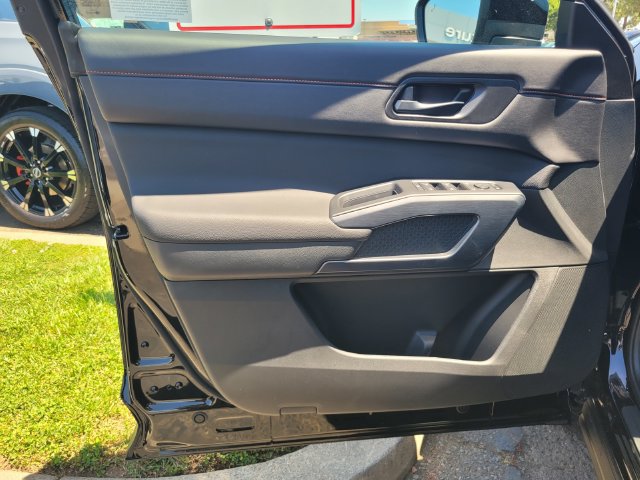 New 2026 Nissan Pathfinder Rock Creek AWD/4WD image 7