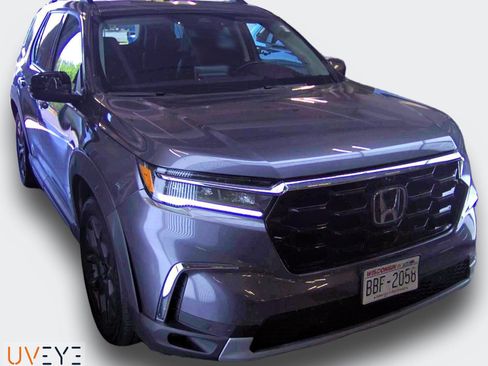 Used 2023 Honda Pilot Elite image 14