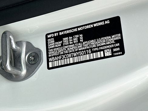 Used 2026 BMW Z4 sDrive30i w/ Convenience Package image 32