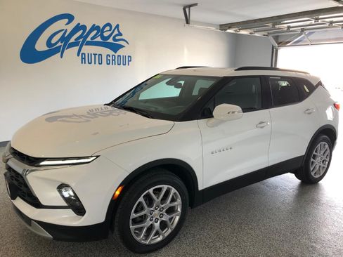 Used 2024 Chevrolet Blazer LT AWD/4WD image 1