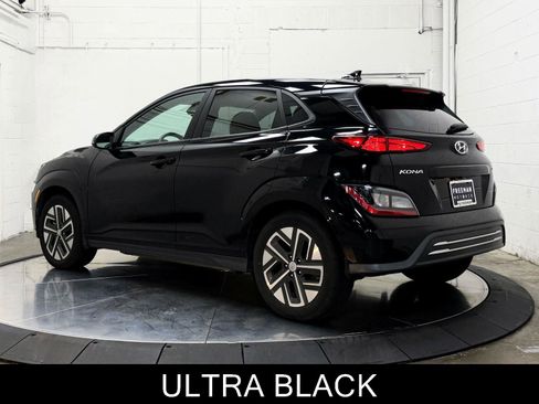 Used 2023 Hyundai Kona SE image 6