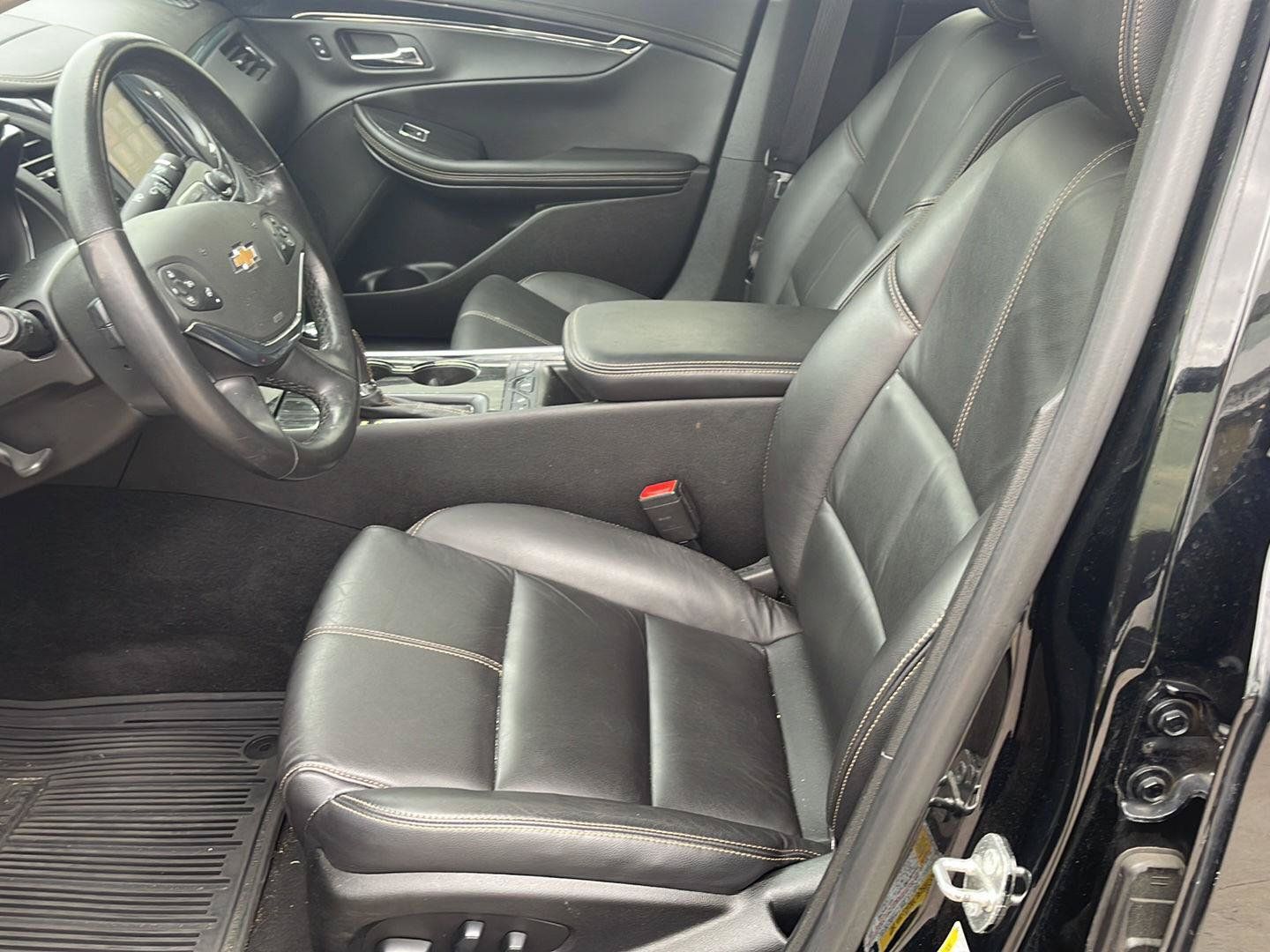 Used 2019 Chevrolet Impala LT w/ Sunroof and Spoiler Package FWD image 9