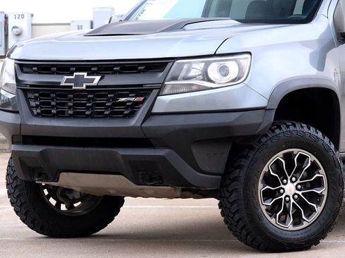Used 2018 Chevrolet Colorado ZR2 image 21