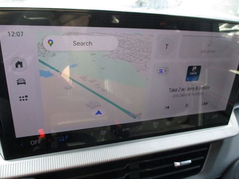 Used 2025 Ford Explorer ST image 16