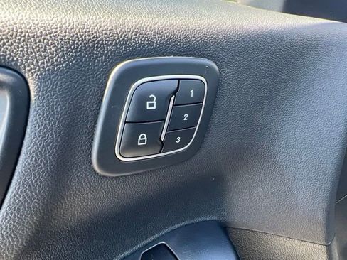 Certified 2023 Ford Escape Platinum AWD/4WD image 7