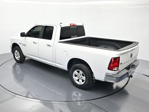 Used 2014 RAM 1500 Classic SLT AWD/4WD image 32