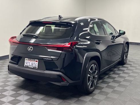 Certified 2025 Lexus UX 300h FWD image 5