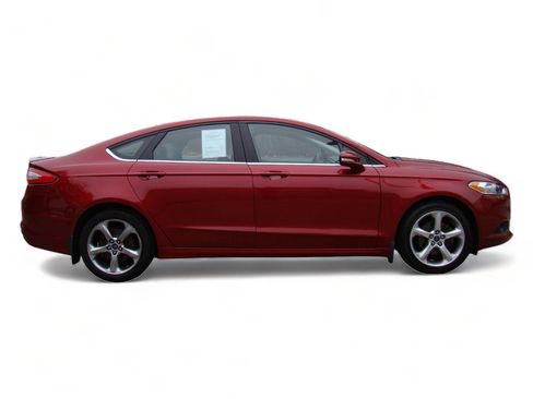 Used 2019 Ford Fusion Titanium image 6