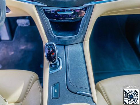 Used 2018 Cadillac XT5 Luxury w/ Driver Awareness Package FWD image 24