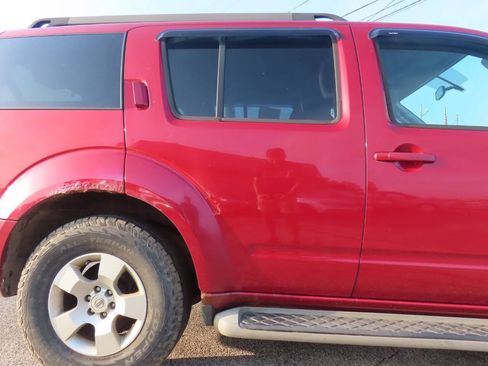 Used 2011 Nissan Pathfinder S AWD/4WD image 22