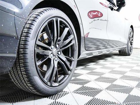 Used 2024 Volvo S60 B5 Plus image 9