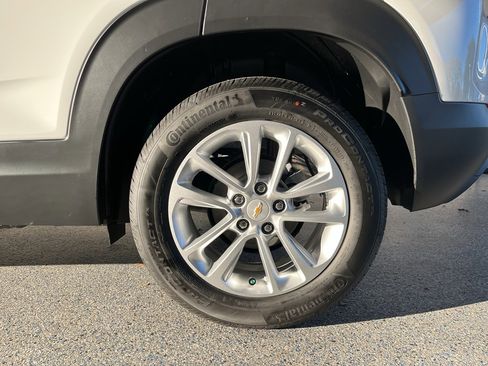 New 2026 Chevrolet TrailBlazer LS w/ LS Convenience Package FWD image 32