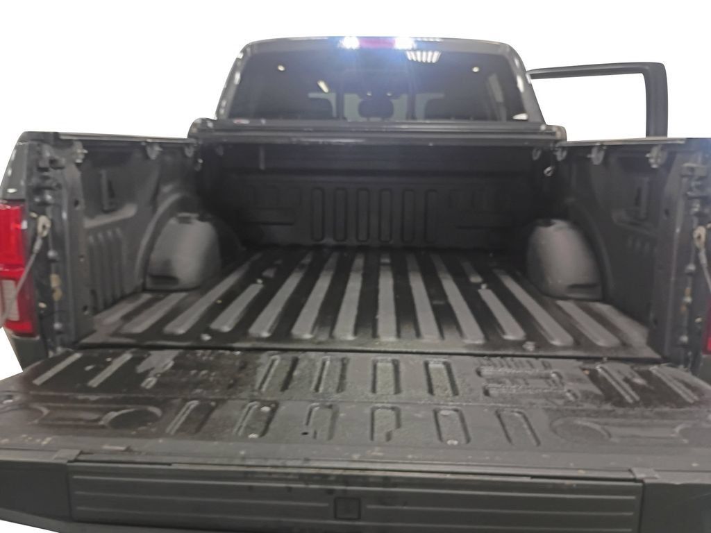 Used 2019 Ford F150 Lariat w/ Equipment Group 502A Luxury AWD/4WD image 19