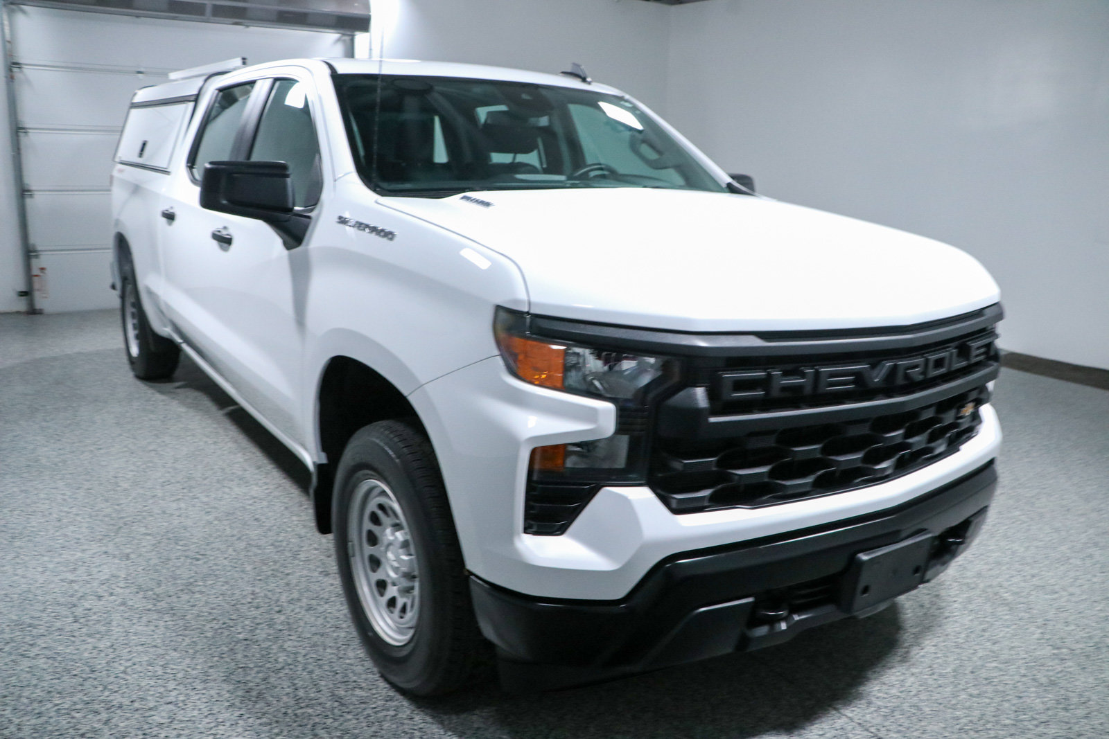 Used 2024 Chevrolet Silverado 1500 W/T w/ Trailering Package AWD/4WD image 5