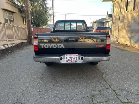 Used 1993 Toyota T100 SR5 image 5