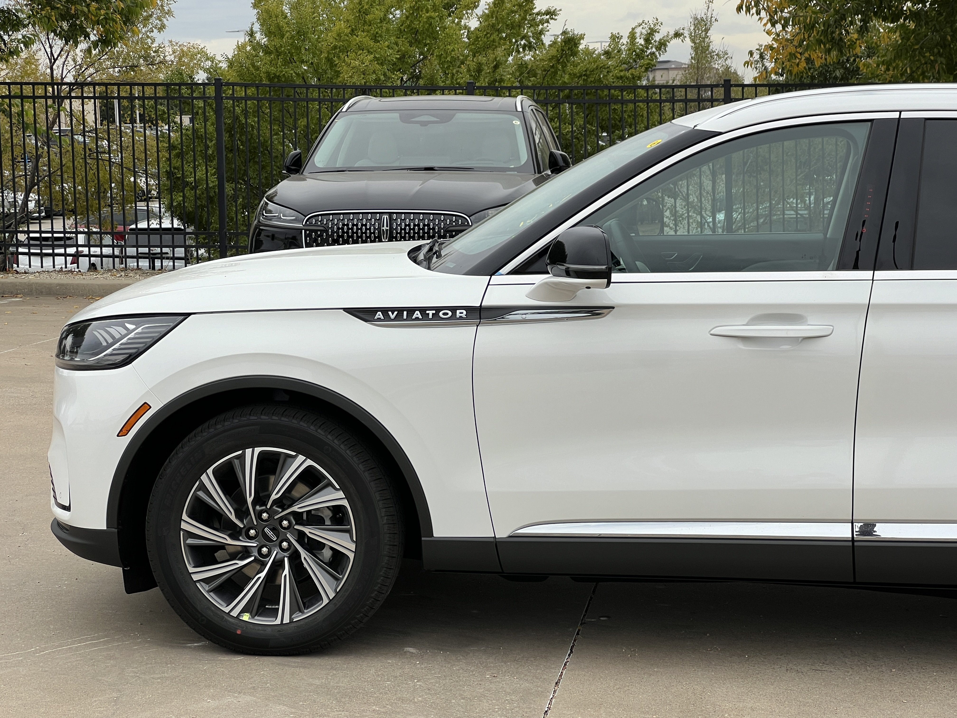 New 2027 Lincoln Aviator 2WD image 5