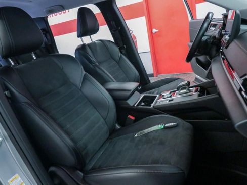 Used 2024 Mitsubishi Outlander SE image 23