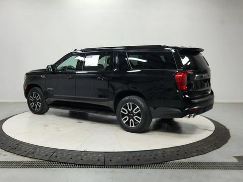 Used 2023 GMC Yukon XL AT4 AWD/4WD image 6