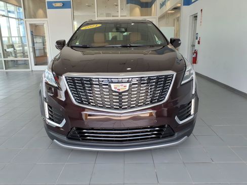 Used 2021 Cadillac XT5 Premium Luxury AWD/4WD image 2