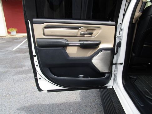 Used 2019 RAM 1500 Limited AWD/4WD image 25