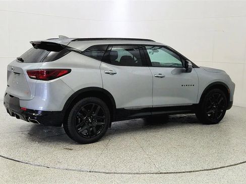 Used 2023 Chevrolet Blazer RS w/ Driver Confidence II Package FWD image 7