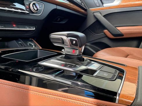 Used 2023 Audi Q5 2.0T Premium Plus image 17