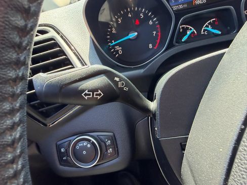 Used 2017 Ford Escape Titanium AWD/4WD image 17