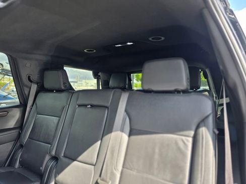 Used 2025 Chevrolet Tahoe LT AWD/4WD image 16