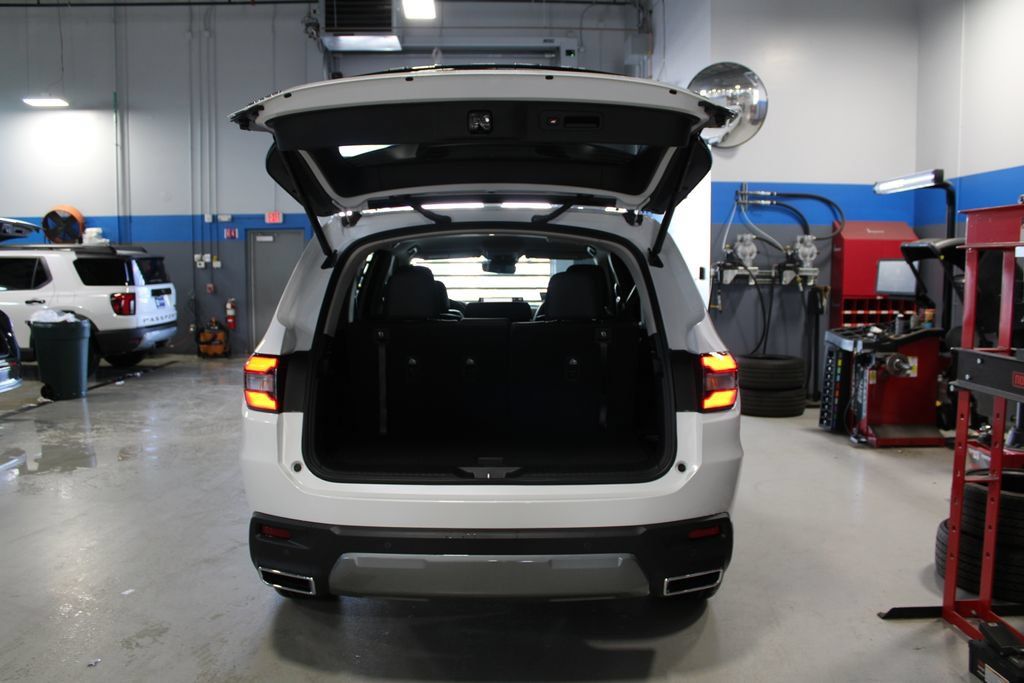 New 2026 Honda Pilot EX-L image 14