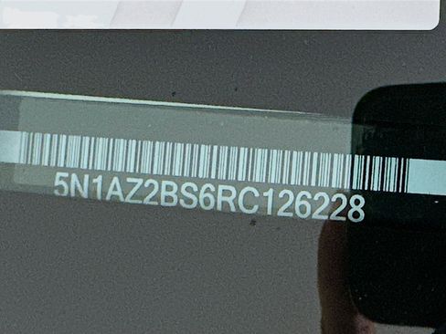 Used 2024 Nissan Murano SV image 12