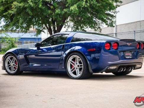 Used 2006 Chevrolet Corvette Z06 w/ Preferred Equipment Group RWD image 35