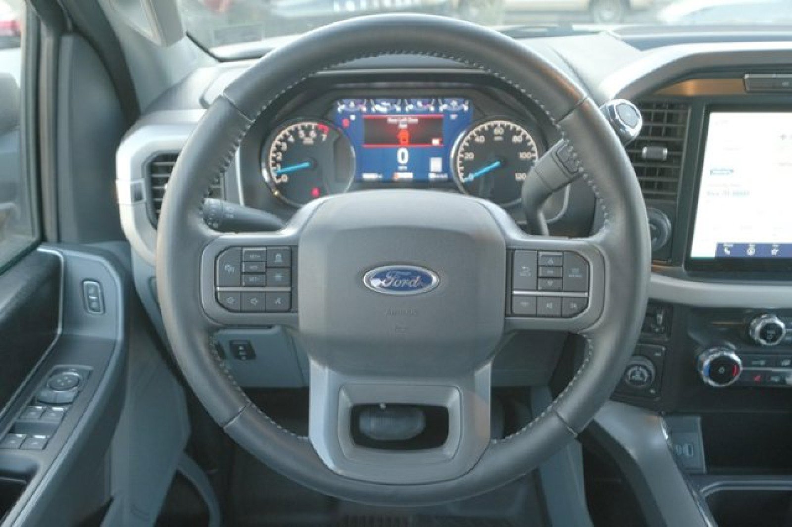 Used 2022 Ford F150 XLT w/ Equipment Group 302A High AWD/4WD image 17