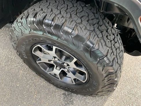 Used 2021 Jeep Wrangler Unlimited Rubicon AWD/4WD image 11