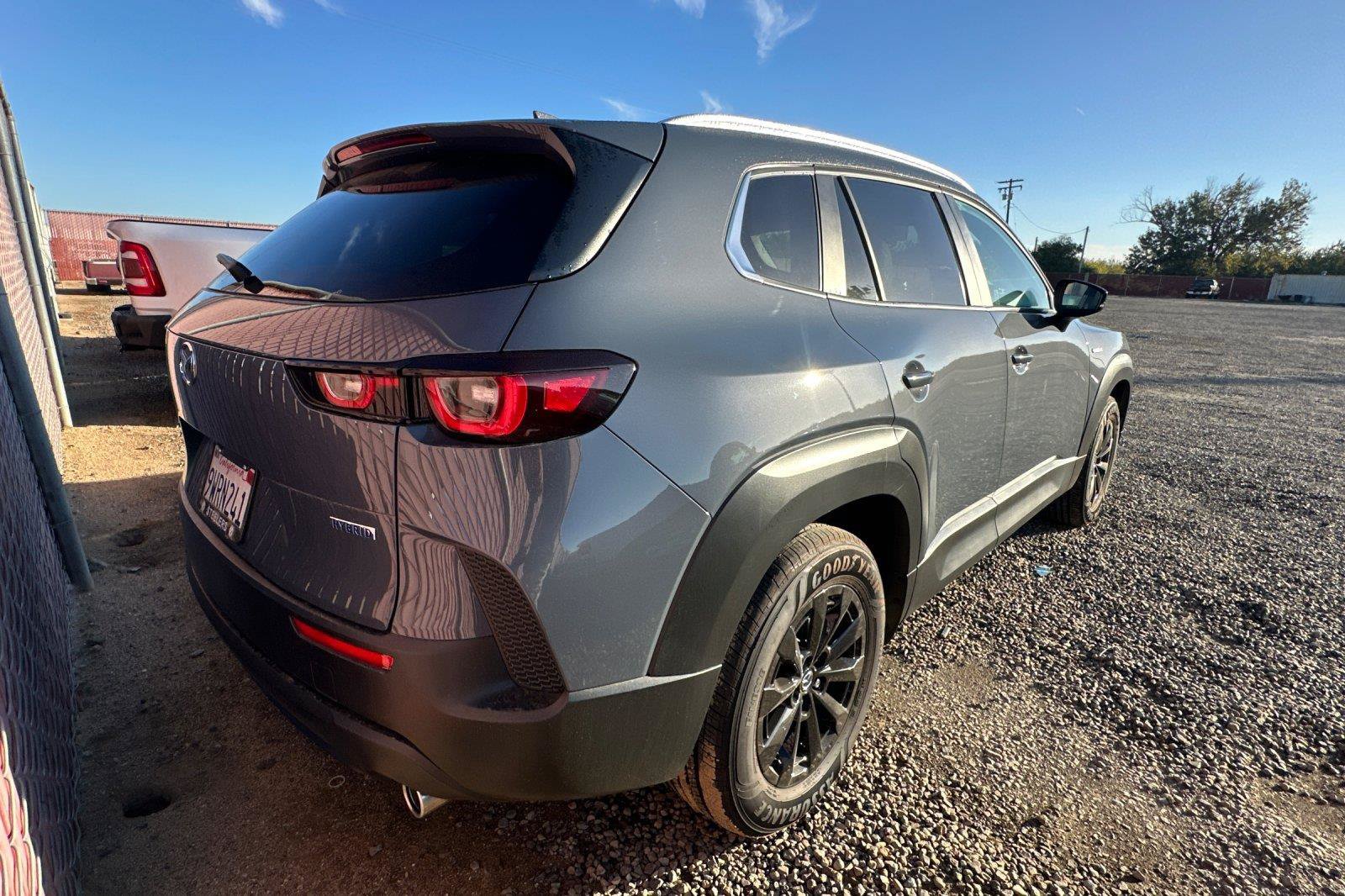 Used 2025 MAZDA CX-50 2.5 Hybrid w/ Preferred Pkg AWD/4WD image 2