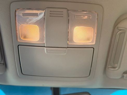 Used 2012 Kia Sorento LX w/ Convenience Pkg image 22