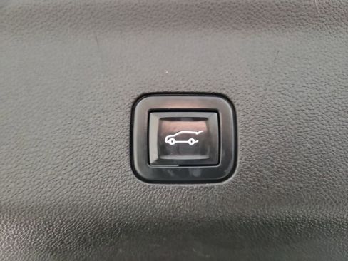 Certified 2021 GMC Yukon XL AT4 w/ AT4 Premium Package image 22