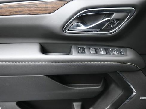 Certified 2023 Chevrolet Suburban Premier w/ Advanced Technology Package image 13