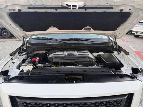 Used 2022 Nissan Titan SV w/ Accessory Utility Package image 33